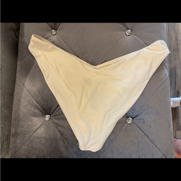Beach Riot White Bikini Bottom - Picture 6 of 7